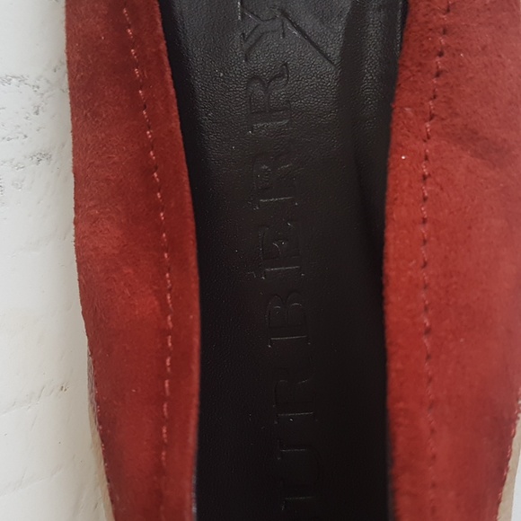 Burberry Leather Flats - Picture 10 of 14